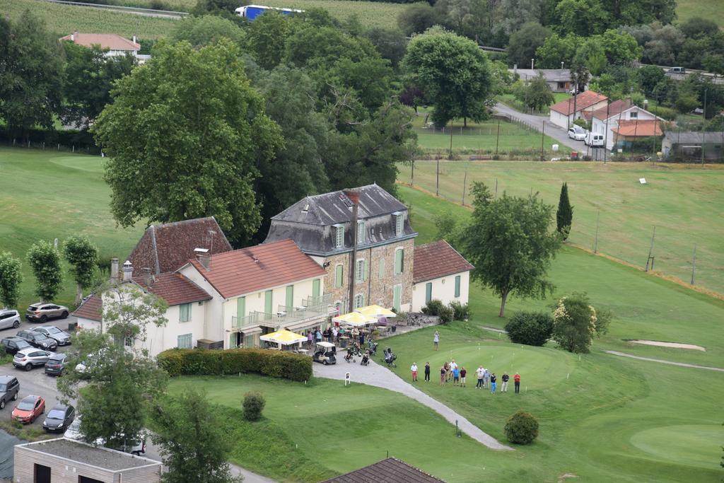 Hotel Helios - Golf Salies-de-Béarn 외부 사진
