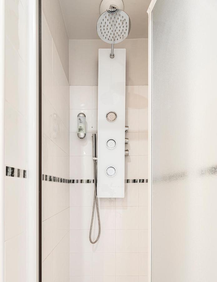 Hotel Helios - Golf Salies-de-Béarn 외부 사진