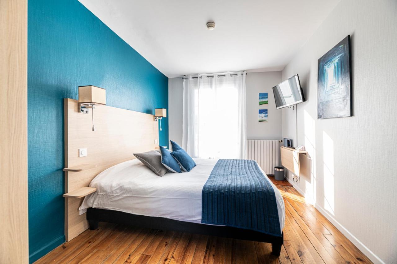 Hotel Helios - Golf Salies-de-Béarn 외부 사진